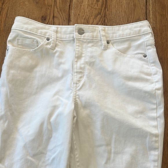 High-Rise Skinny Cropped Jeans - - Picture 3 of 6